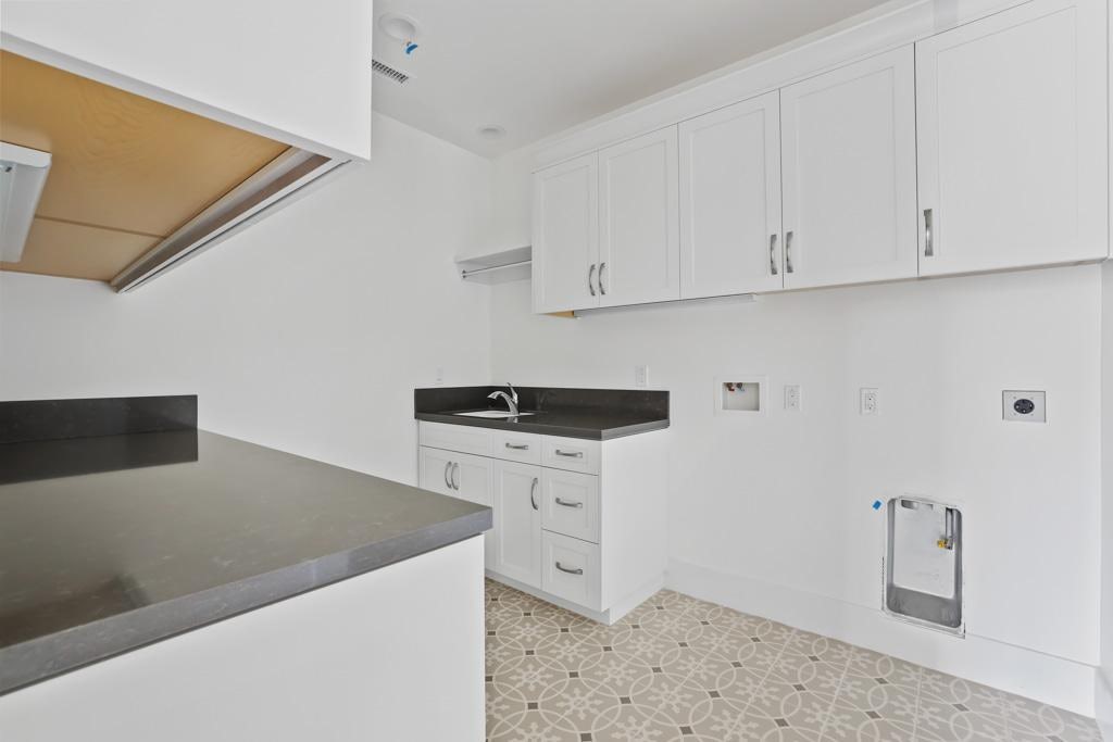 The Birch Residence - Laundry