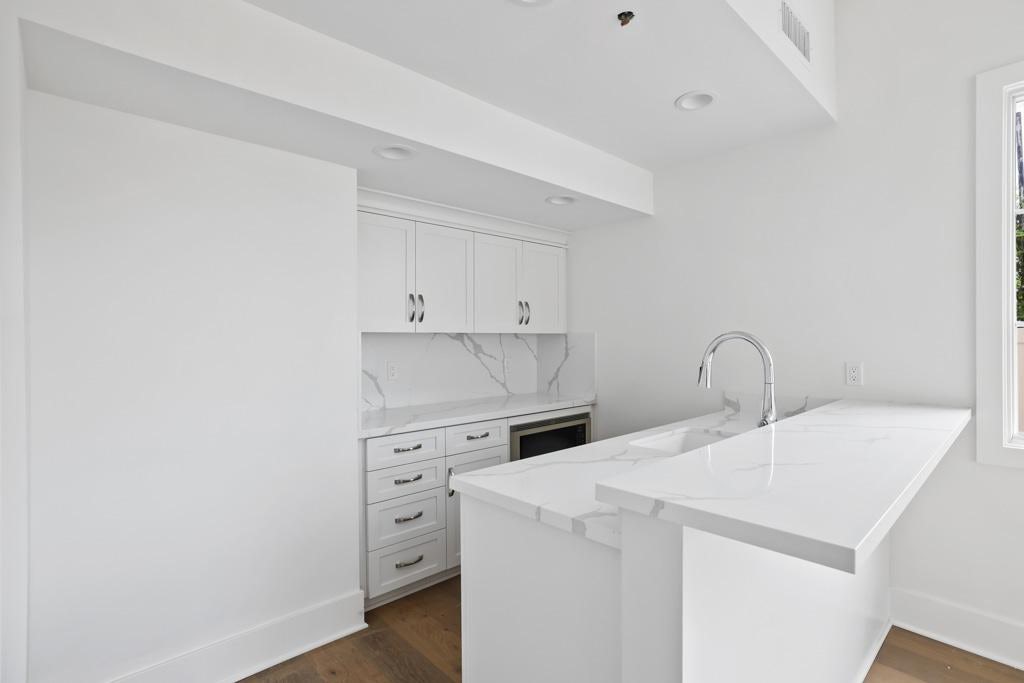 The Birch Residence - Casita Kitchen